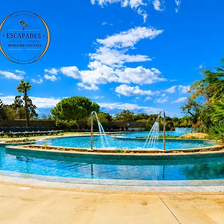 Parque de Campismo La Dolce Méditerranéenne Mobil à 200m De La 5 Etoiles Parc Aquatique *